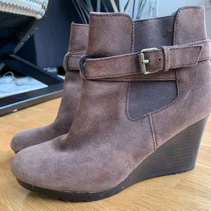 Ralph Lauren Yasline Dark Brown Oiled Suede Wedge Ankle Boots